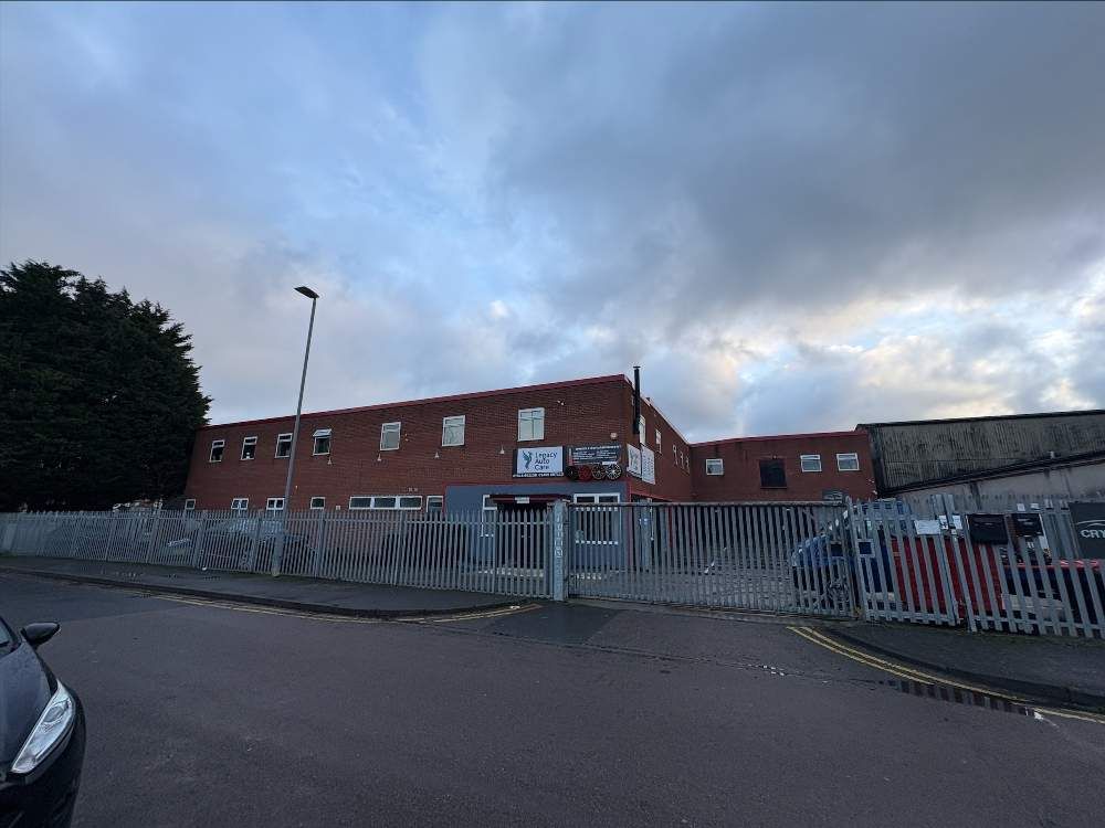 Property photo 1 of 5