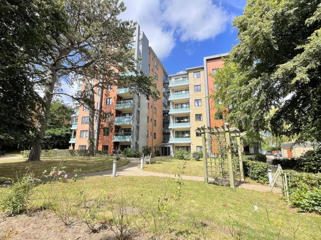Property photo 1 of 11