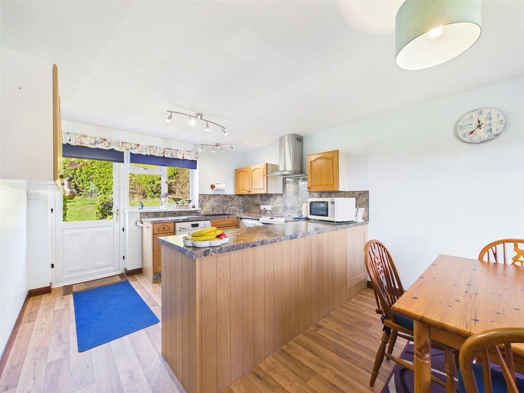 Property photo 2 of 13 Picture No. 02