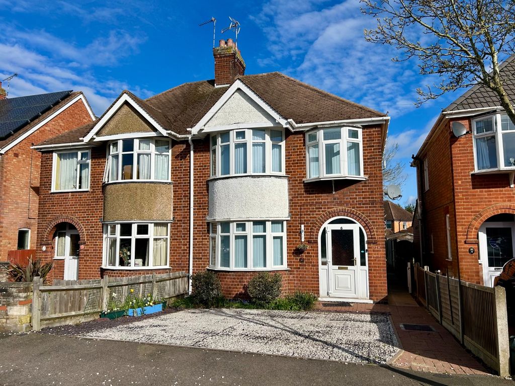 Property photo 1 of 34 4296130