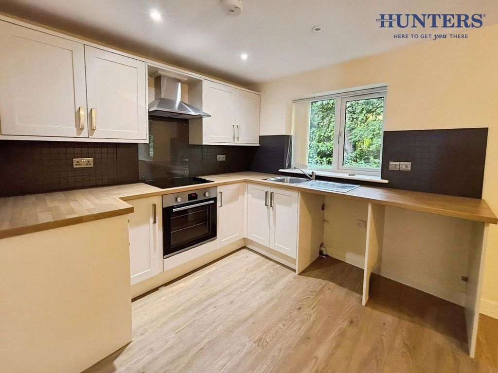 Property photo 2 of 8 Pbox-Img.Jpg