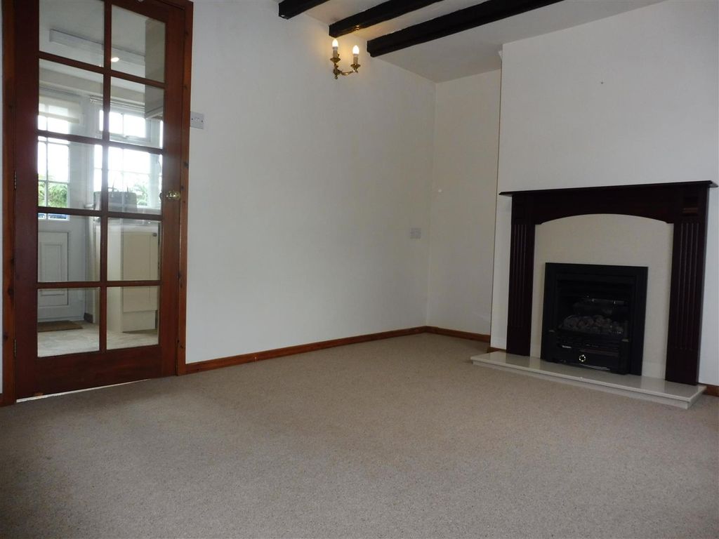 Property photo 3 of 6 P1060885.Jpg