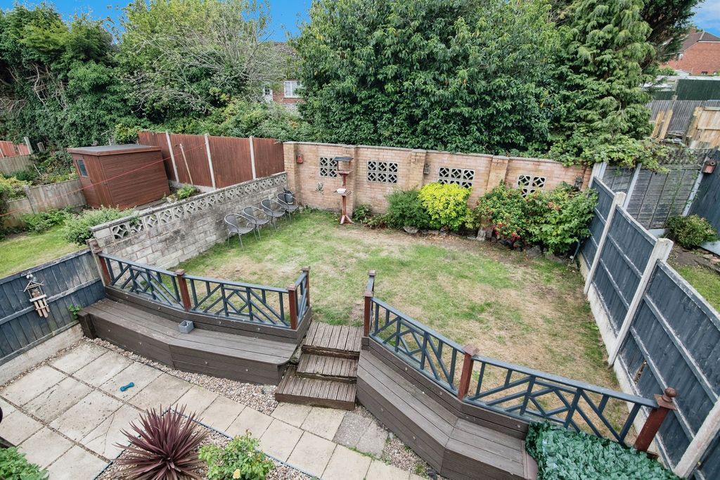 Property photo 3 of 17