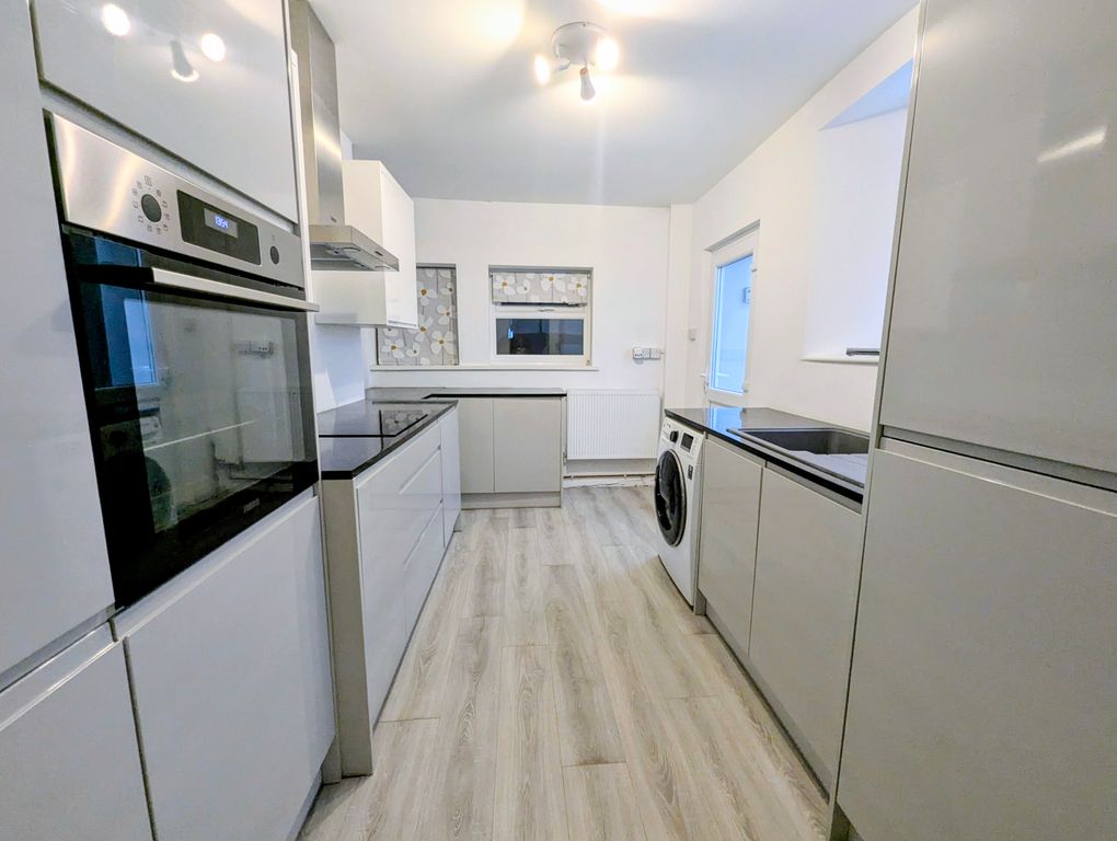 Property photo 2 of 13 Kitchen