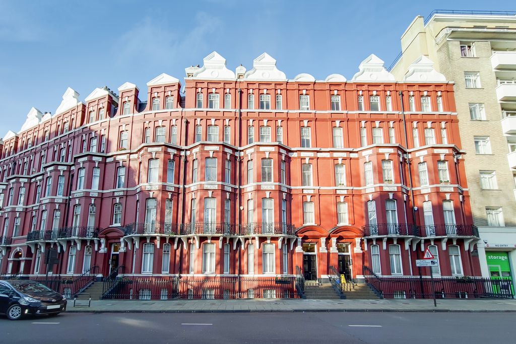 Property photo 1 of 16