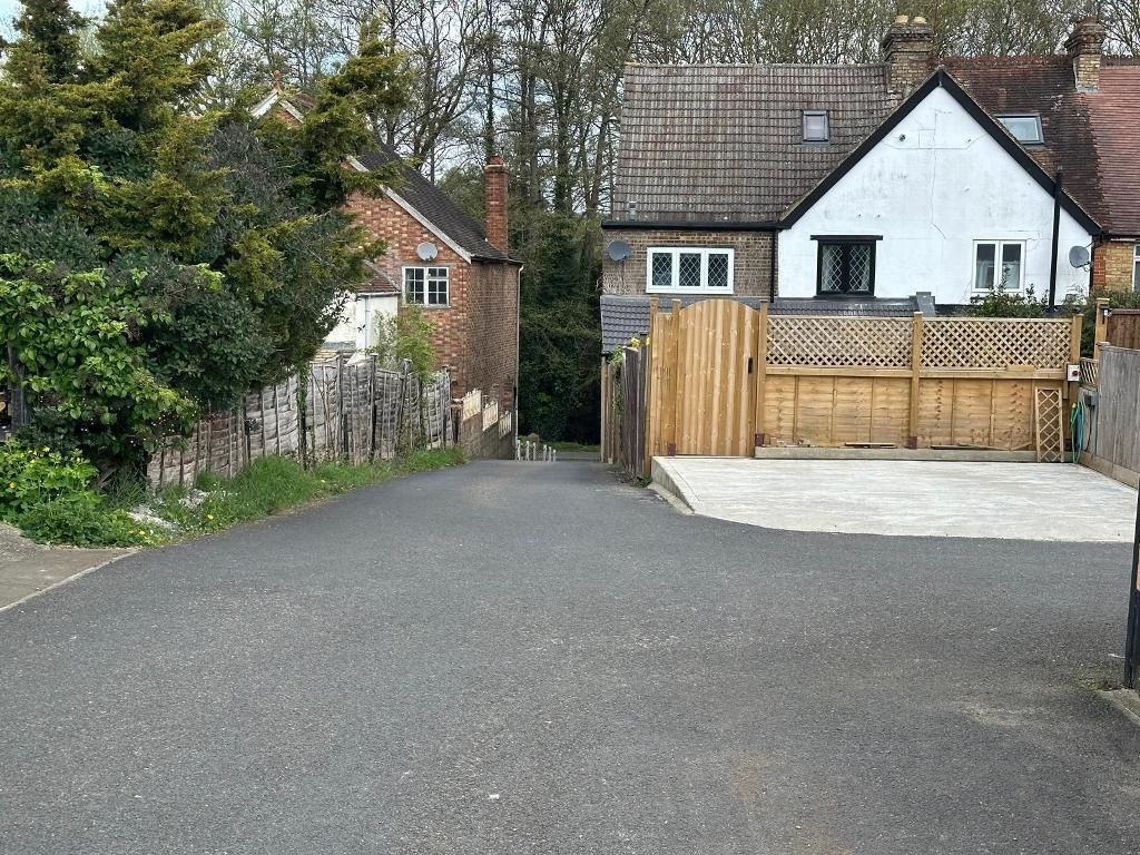 Property photo 1 of 4