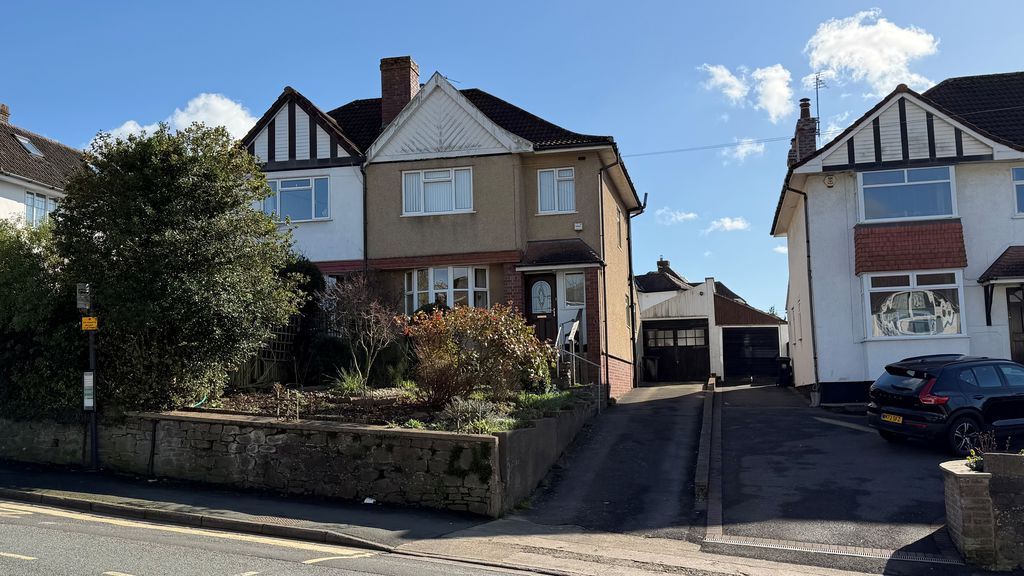 Property photo 1 of 14 Photo 15