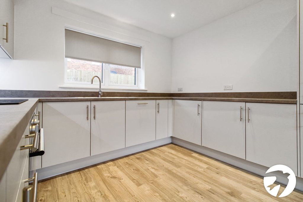 Property photo 2 of 10 Picture No. 09