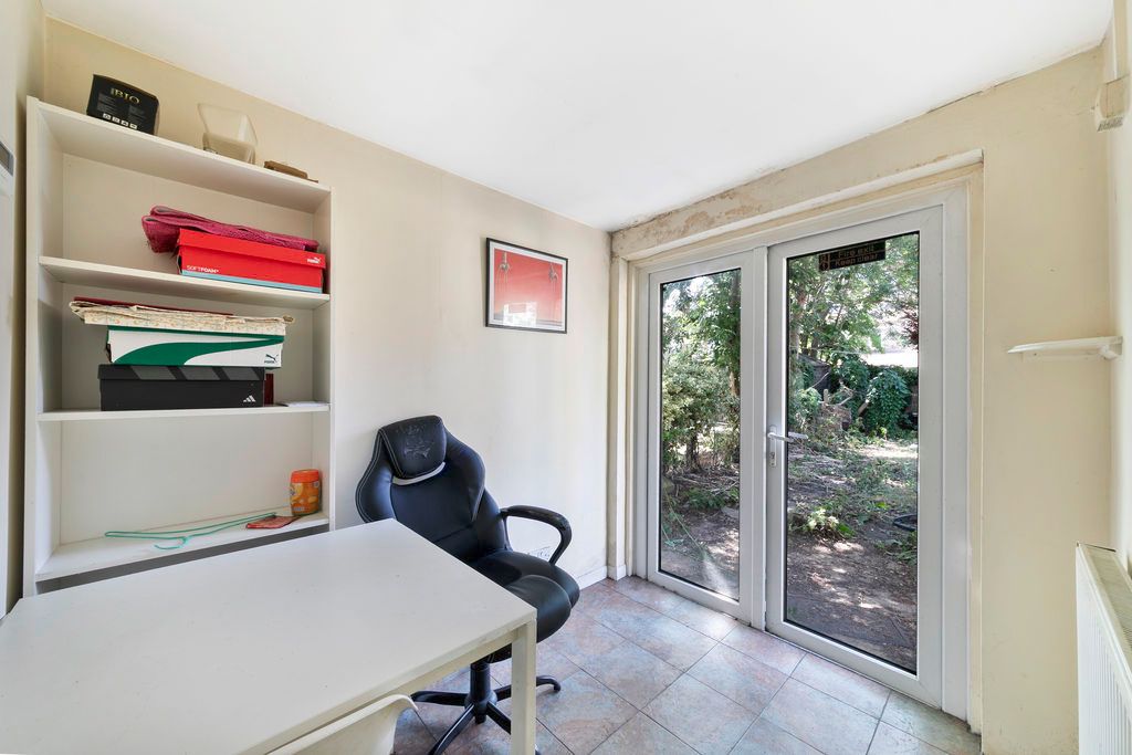 Property photo 3 of 12 Photo 10