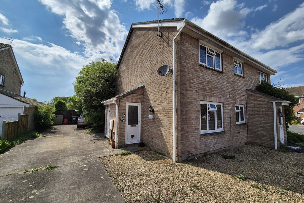 Property photo 1 of 9 Front