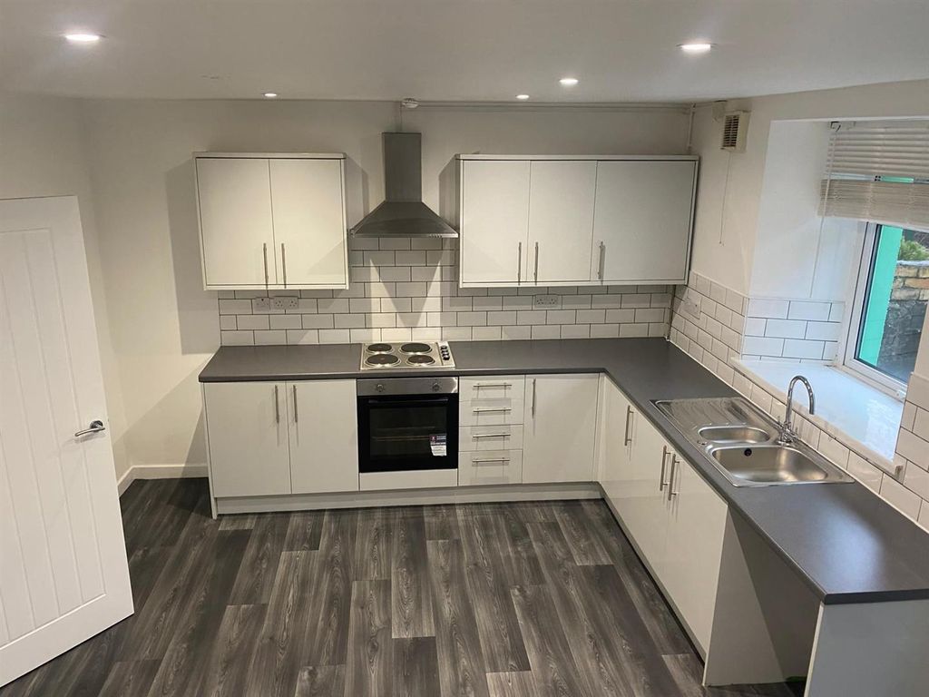 Property photo 3 of 17 16c2c282-5De1-4A3c-Bc79-45Df001330A5.Jpeg