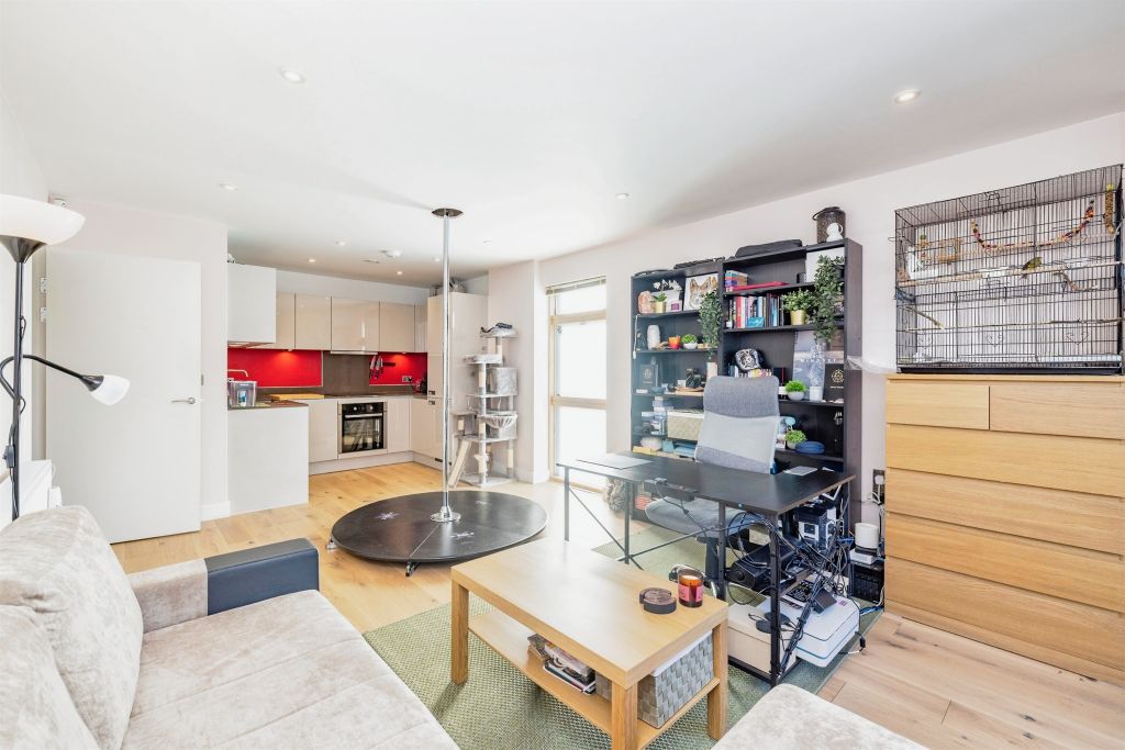 Property photo 3 of 16