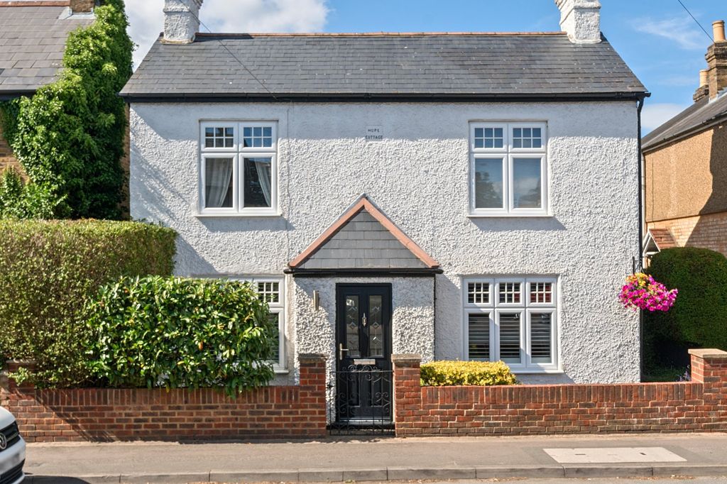 Property photo 2 of 18 External