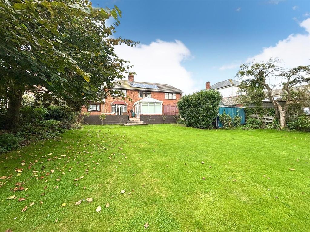 Property photo 2 of 37 Rear Garden