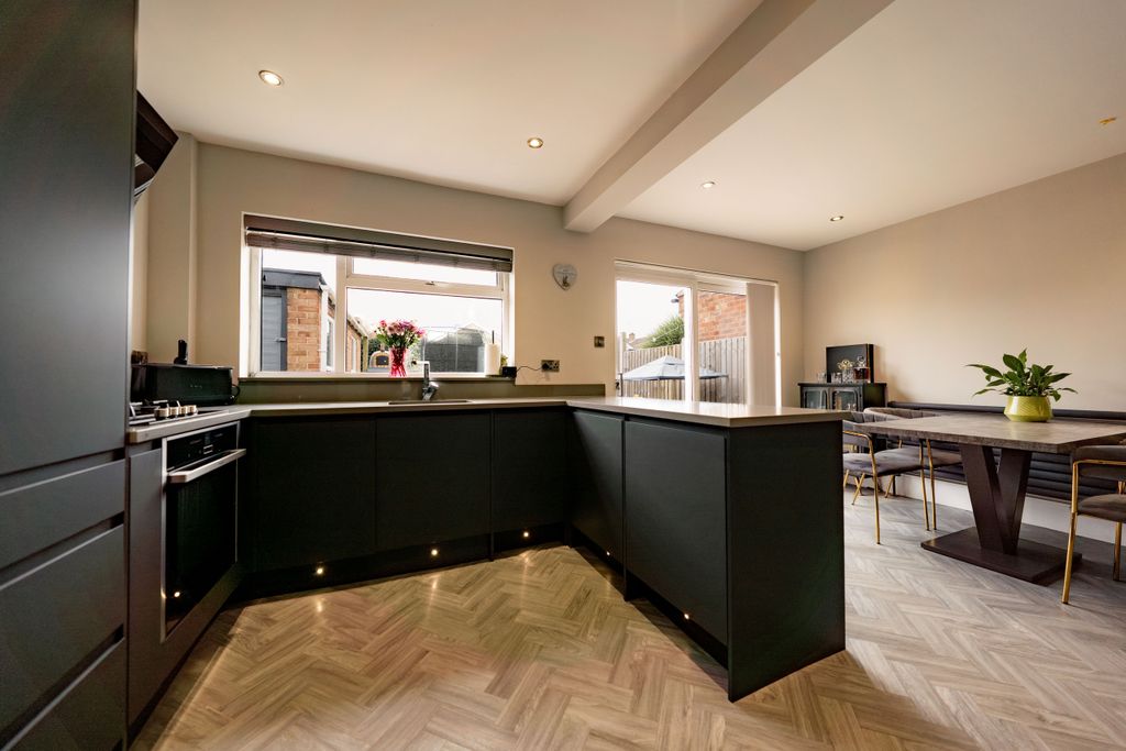 Property photo 2 of 21 Dsc08488