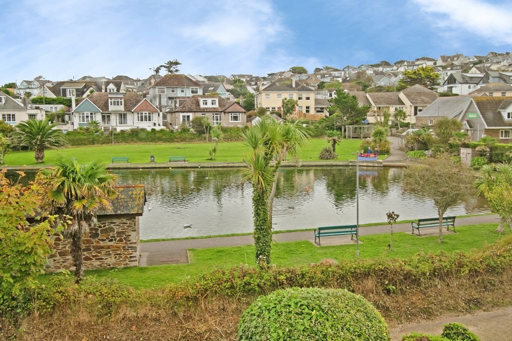 Property photo 3 of 13 Pbox-Img.Jpg