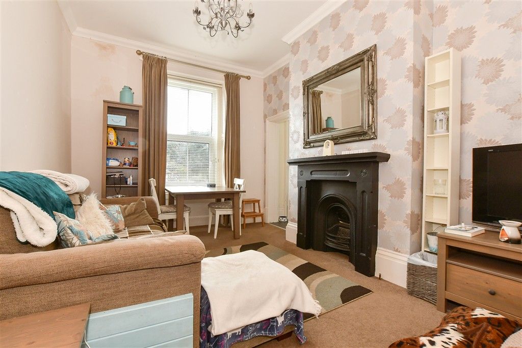 Property photo 2 of 9 Lounge/ Dining Room