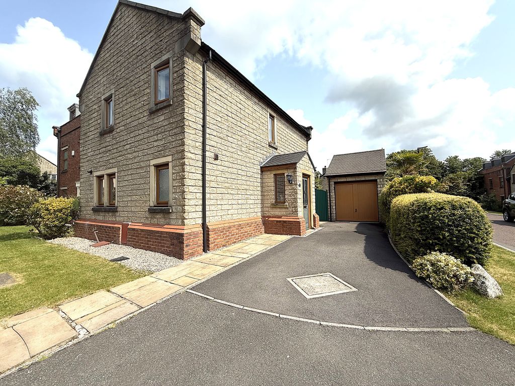 Property photo 1 of 26