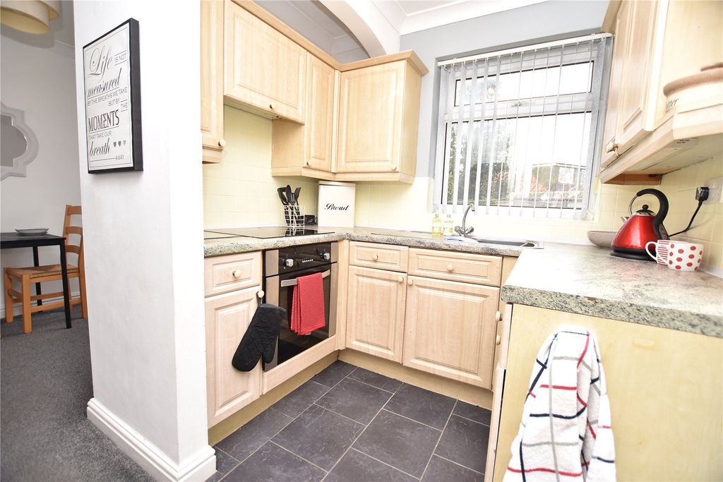 Property photo 3 of 17 Picture No. 60