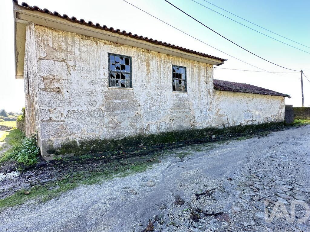 Property photo 2 of 39