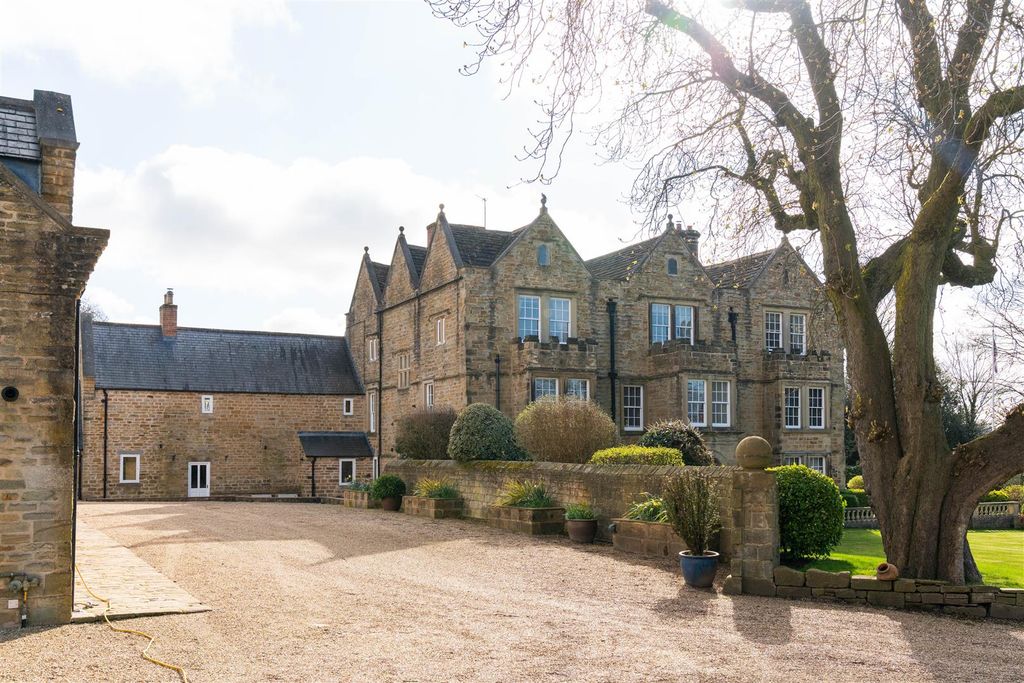 Additional image 101 of 7 bed detached house for salePark Hall, Parkhall Lane, Spinkhill, Sheffield S21