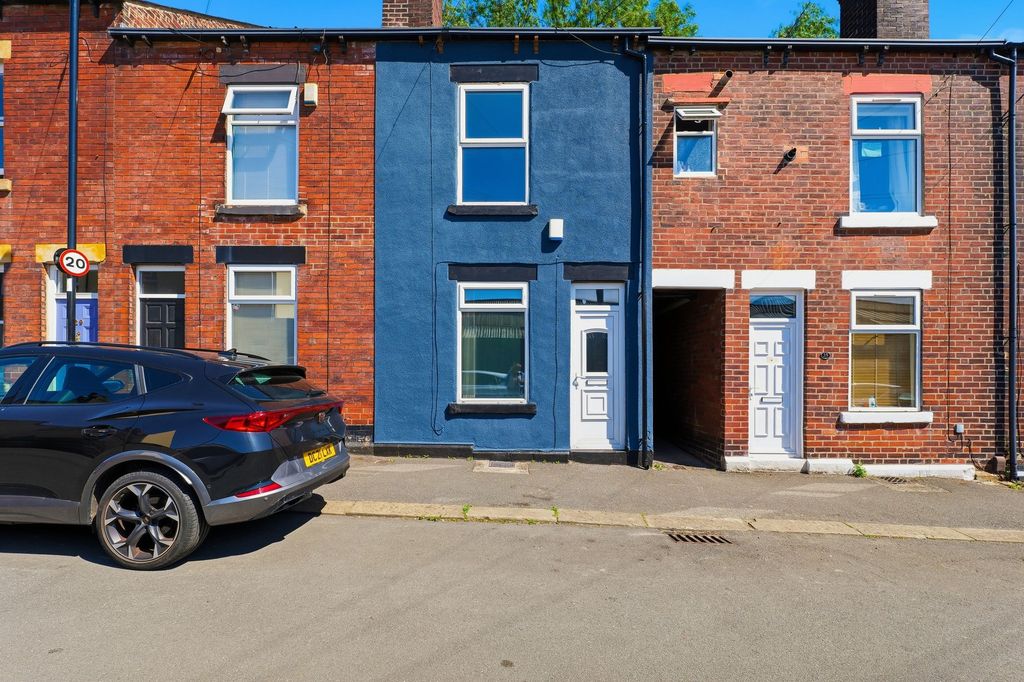 Property photo 1 of 19