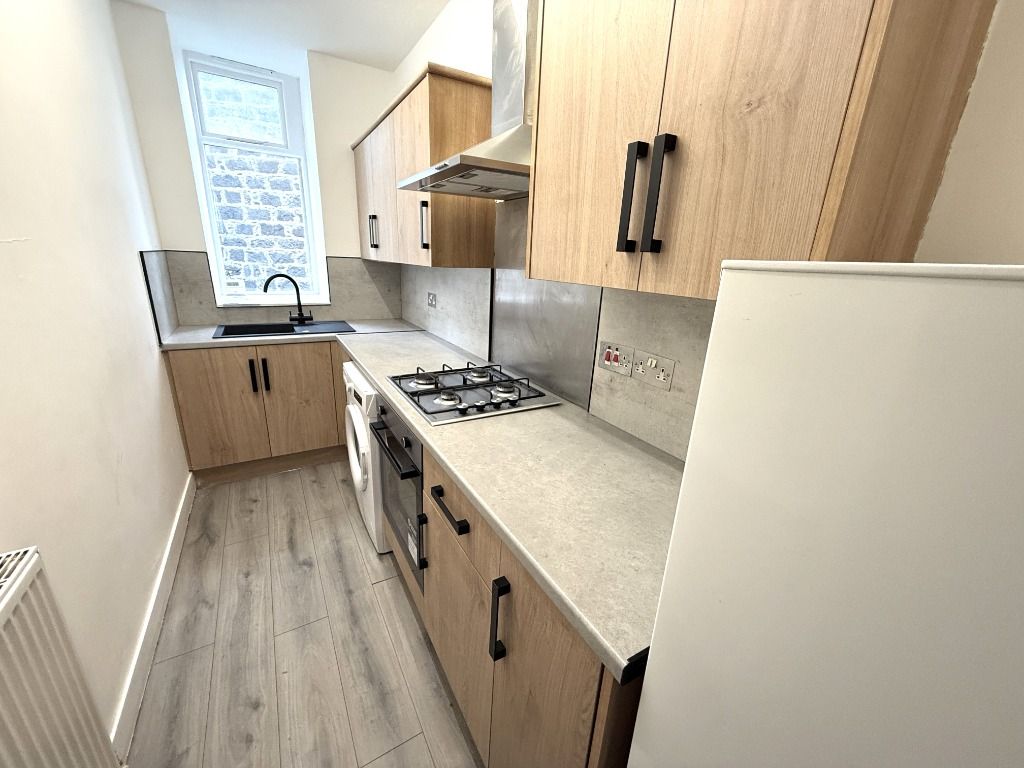 Property photo 3 of 9 Photo 3