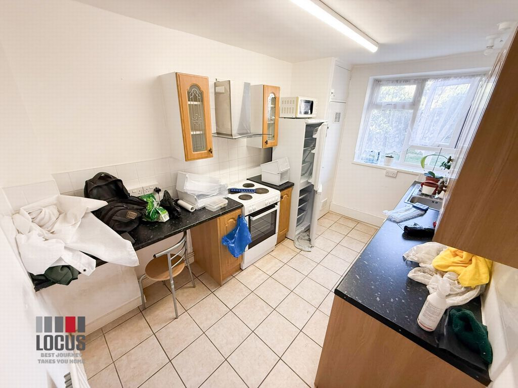 Property photo 3 of 9 Photo 3