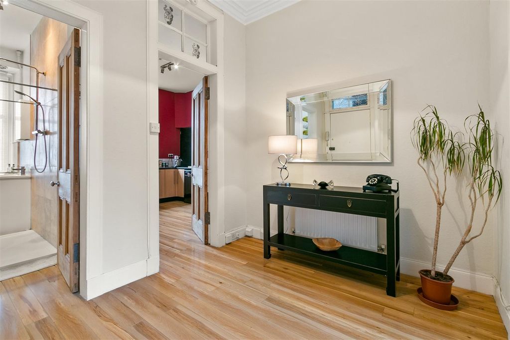 Property photo 2 of 22 Dunedin-12.Jpg