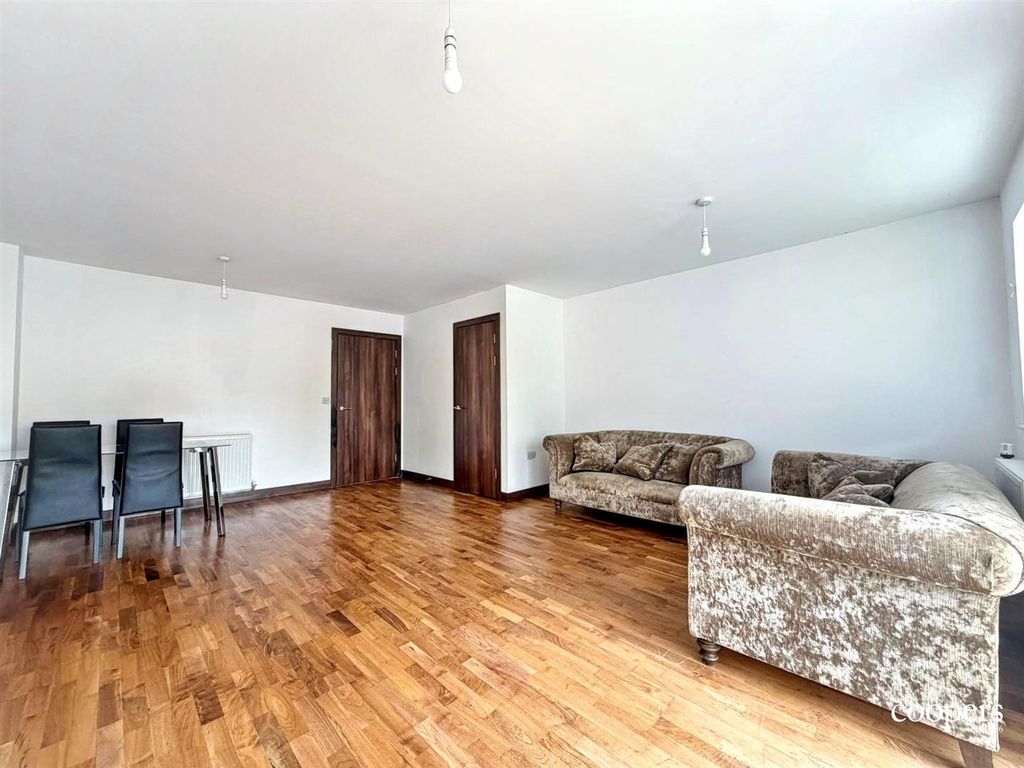 Property photo 2 of 11 Lounge 2.Jpg