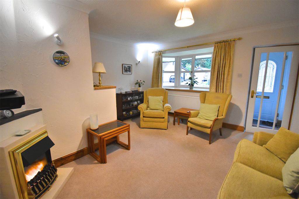 Property photo 2 of 14 Sitting Room