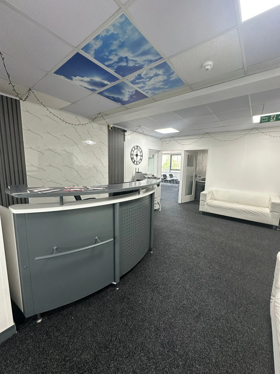 Property photo 2 of 11