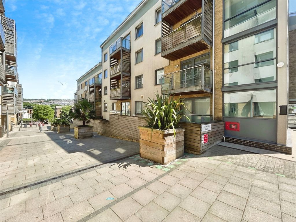 Property photo 1 of 10 Picture No. 04
