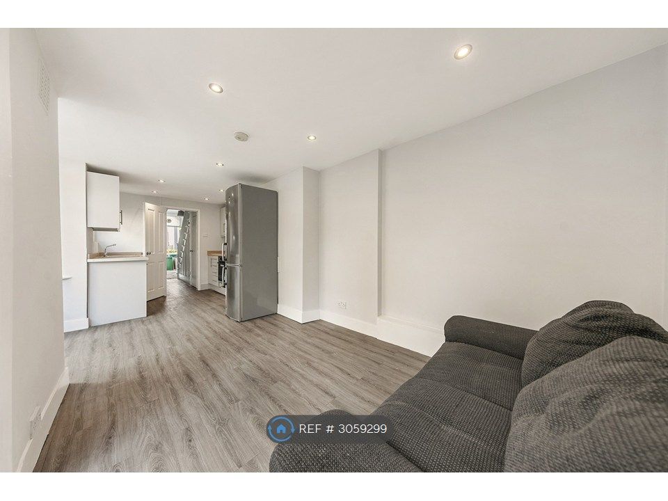 Property photo 1 of 26