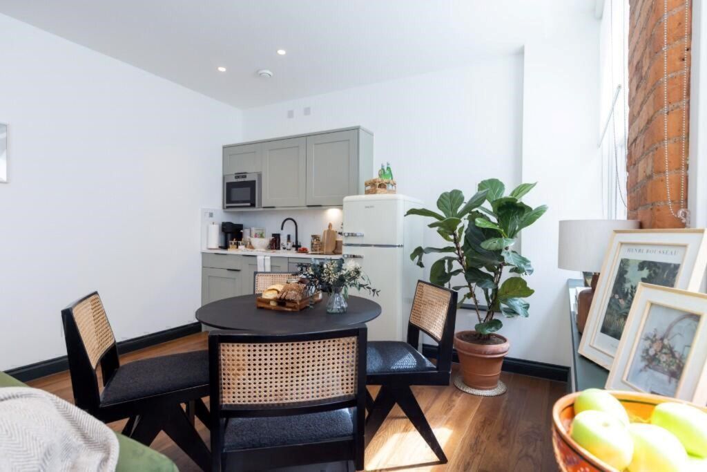 Property photo 2 of 23 Kitchen