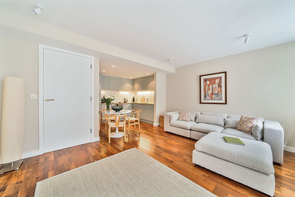 Property photo 1 of 21