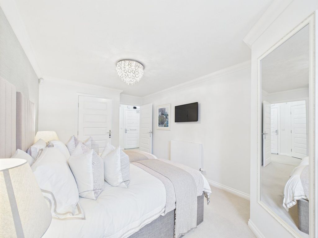 Additional image 9 of 1 bed flat for saleDovehouse Lodge, Hitchin SG5