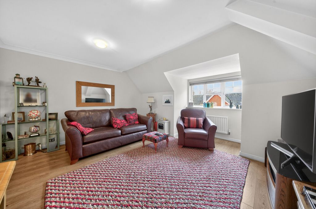 Additional image 8 of 2 bed flat for saleGrace Gardens, Crookham Road, Fleet GU51