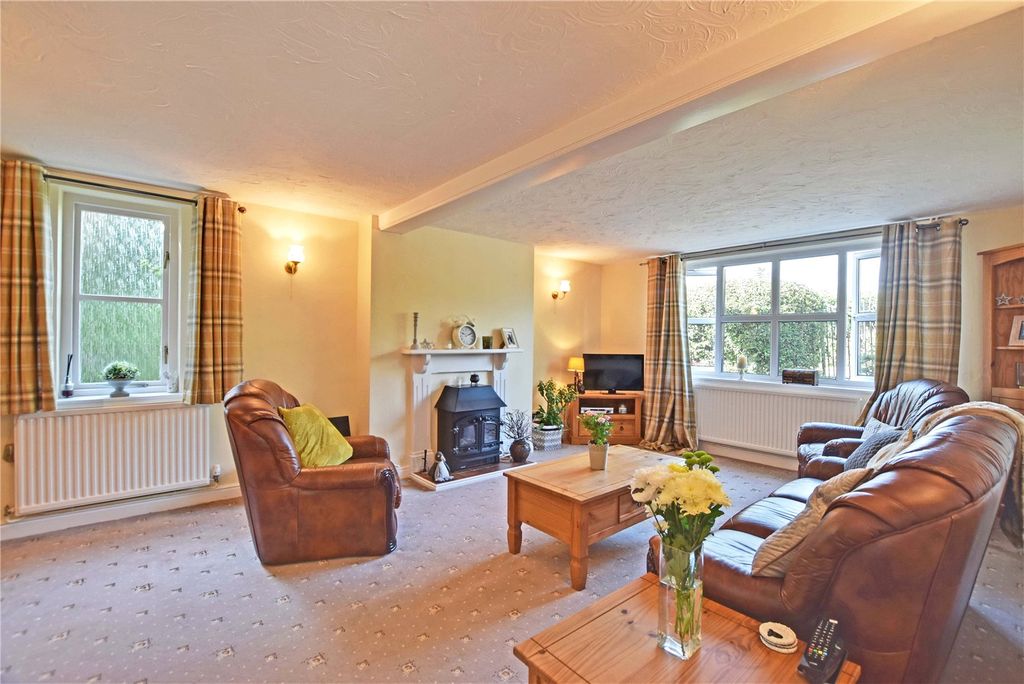 Property photo 3 of 9 Picture No. 16