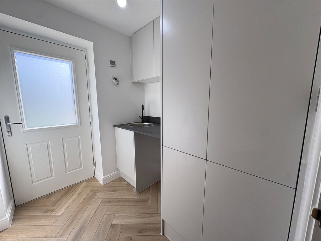 Property photo 3 of 15 Utility Room