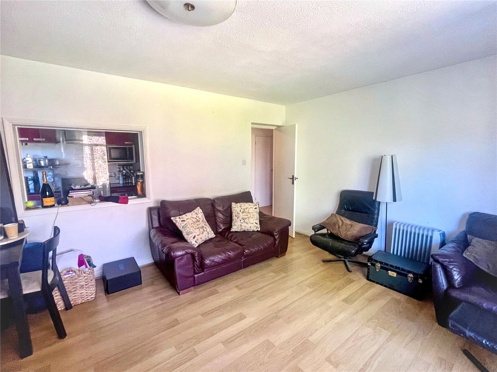Property photo 1 of 11 Picture No. 22