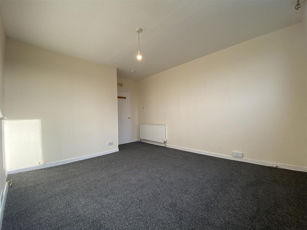 Additional image 5 of 2 bed flat to rentNorth Methven Street, Perth PH1