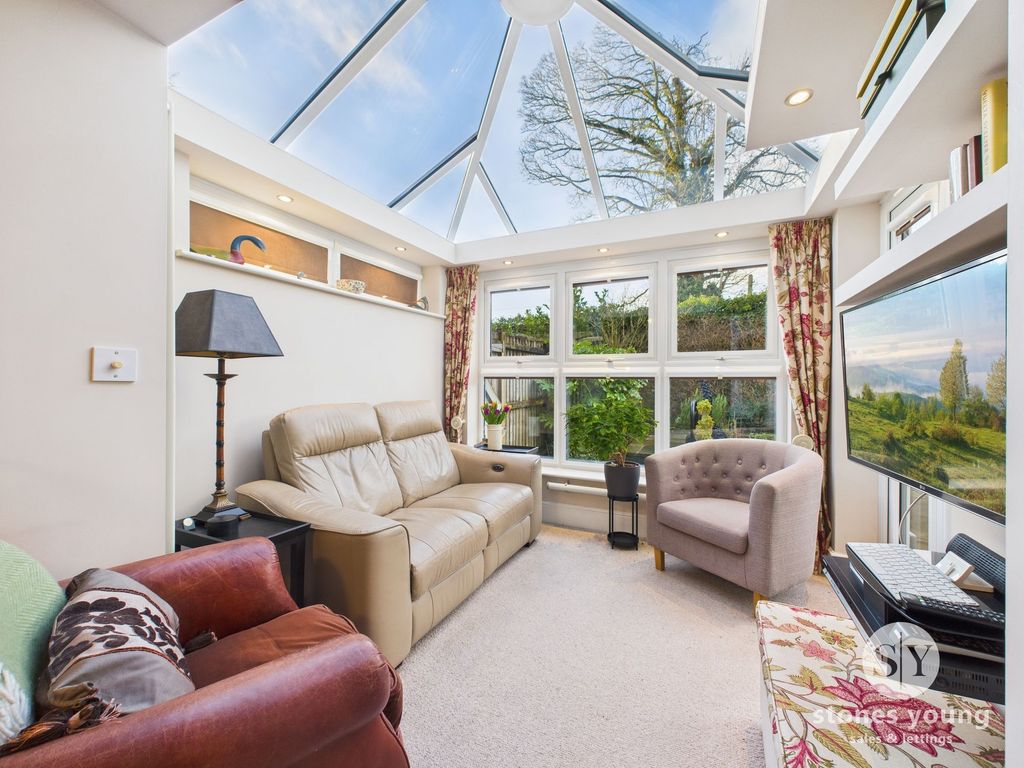 Property photo 3 of 24