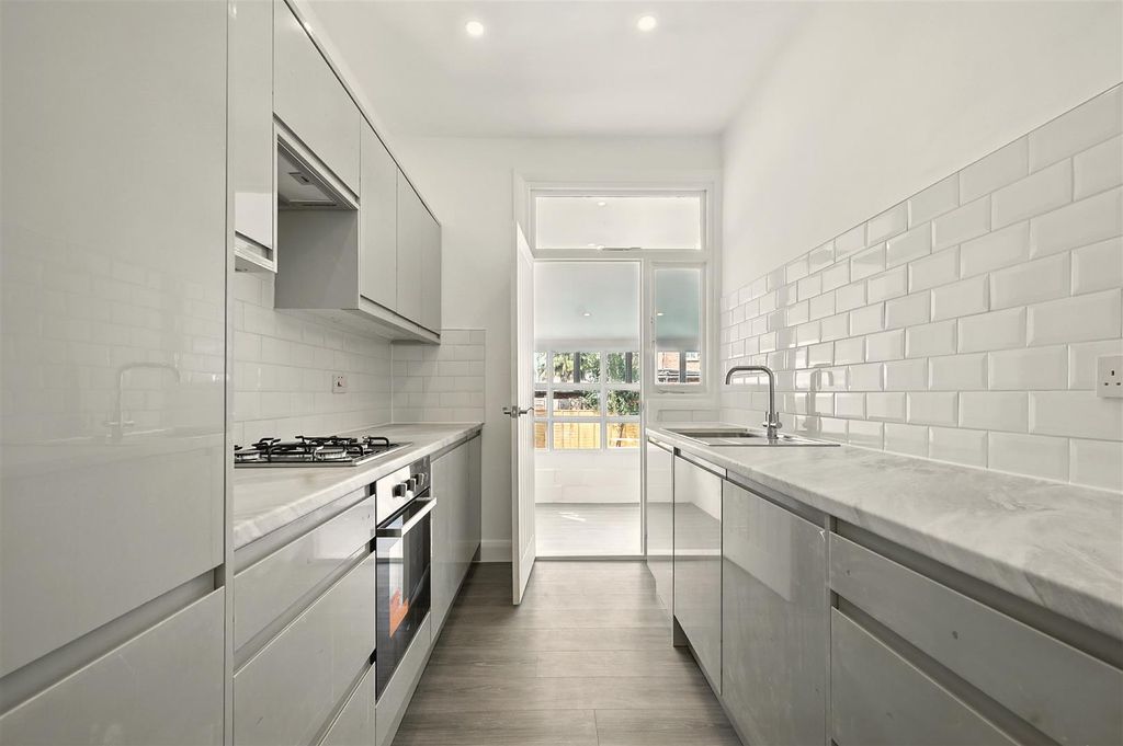 Property photo 2 of 24 Img_9108.Jpg