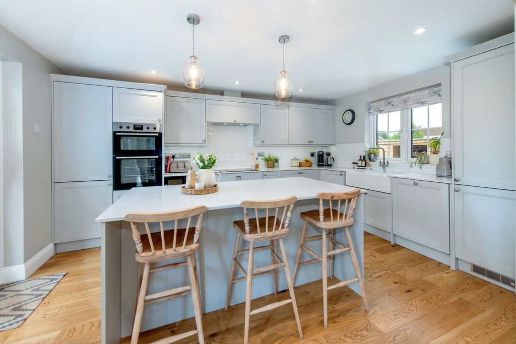 Property photo 3 of 28 Kitchen/Dining/Family Room