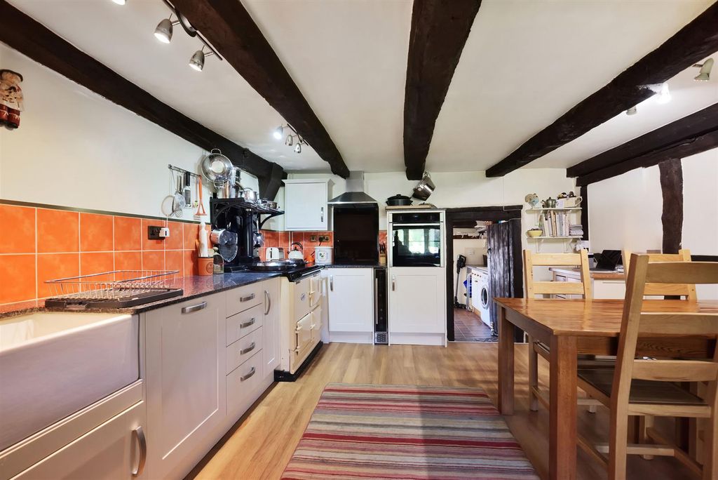 Property photo 2 of 44