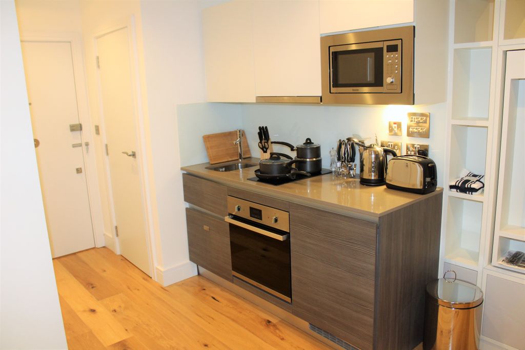 Property photo 3 of 4