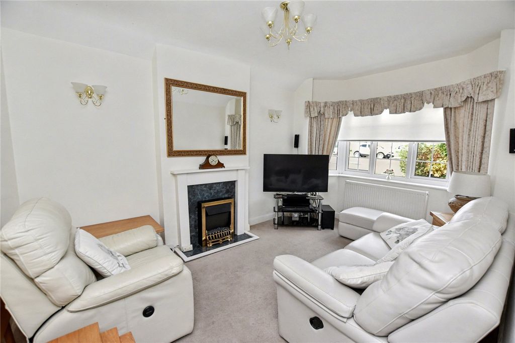 Property photo 2 of 12 Picture No. 07