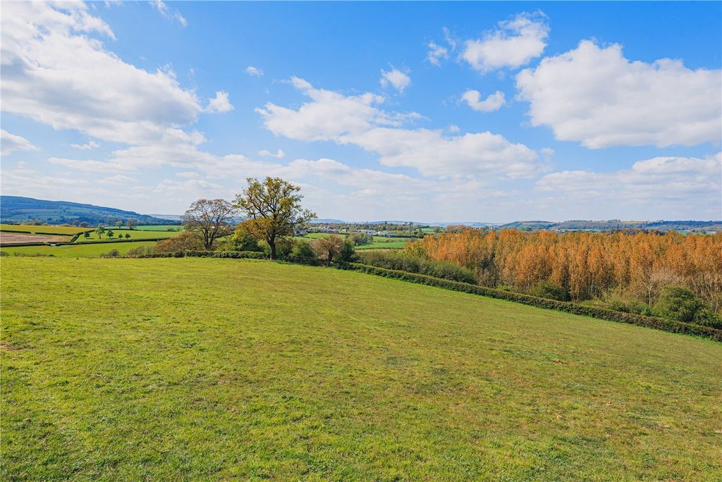 Property photo 2 of 7 Farmland