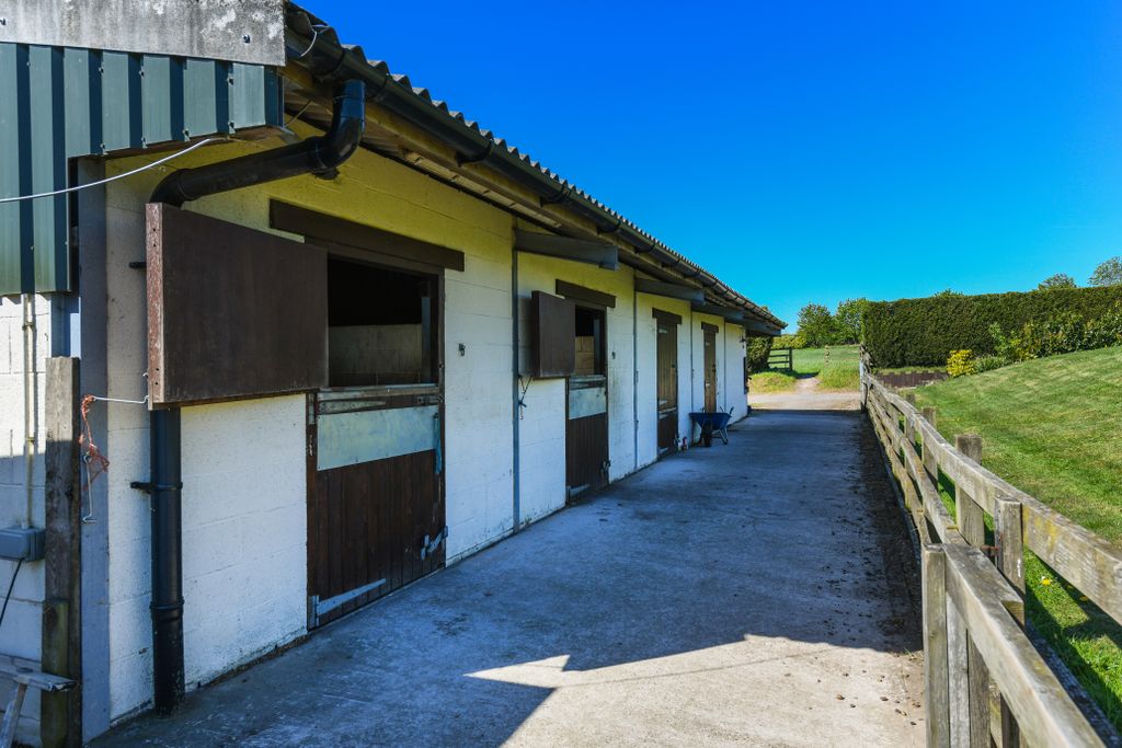 Additional image 5 of 4 bed detached bungalow for saleBridle Road, Burton Joyce NG14
